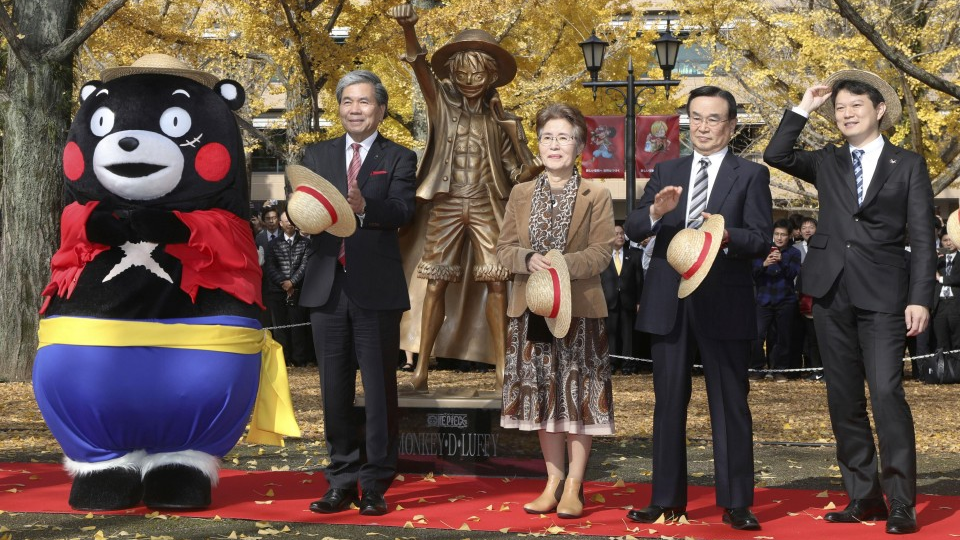 statua di luffy a kumamoto